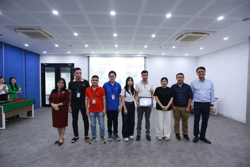 Vinh Danh Nhân Viên Xuất Sắc 2025 Tại Sài Gòn 3 Jean – Khẳng Định Giá Trị Con Người